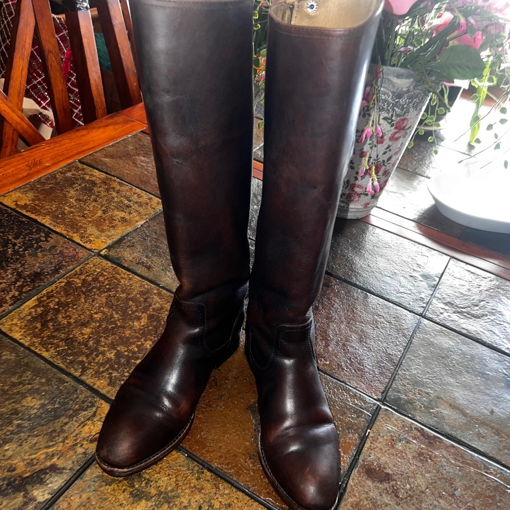 Vintage FRYE Lindsay Riding Monogram High Logo Leather Zip Boots in 5.5 Rare